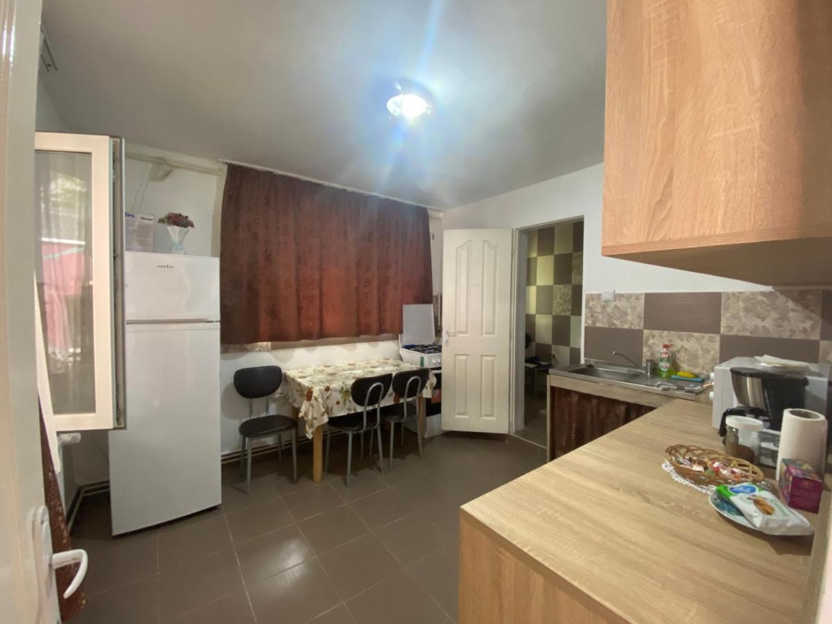 Ardelean Apartment أرادايا المظهر الخارجي الصورة